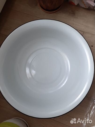 Тазы эмалированные