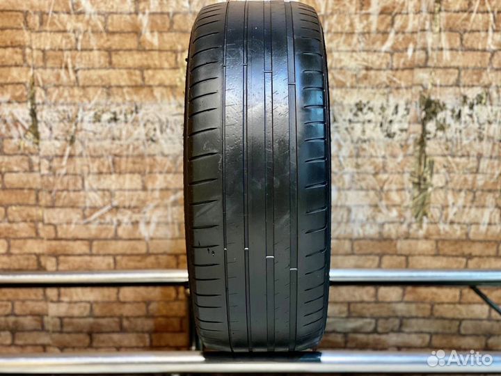 Michelin Pilot Sport 4 205/55 R16
