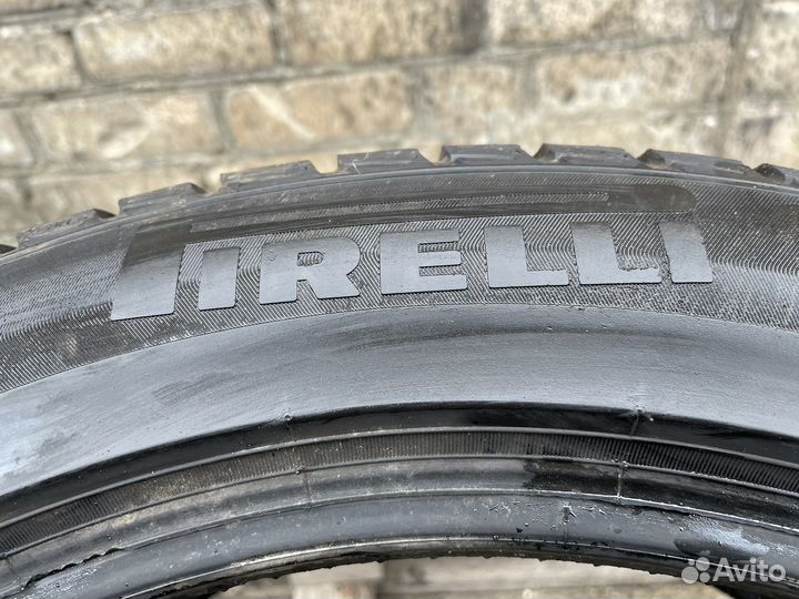 Pirelli Winter Sottozero 3 255/45 R19