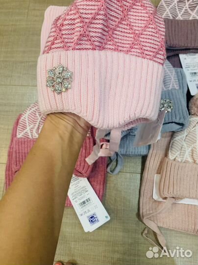 Комплект шапк+снуд на девочку демисезон