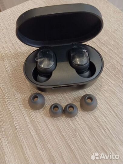 Беспроводные наушники Xiaomi Redmi Airdots 2 новые