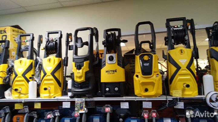 Мойка для автомобиля самозаборная Brait разные