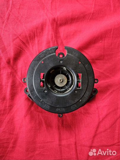 Моторчик зеркала Chevrolet Trealbleizer