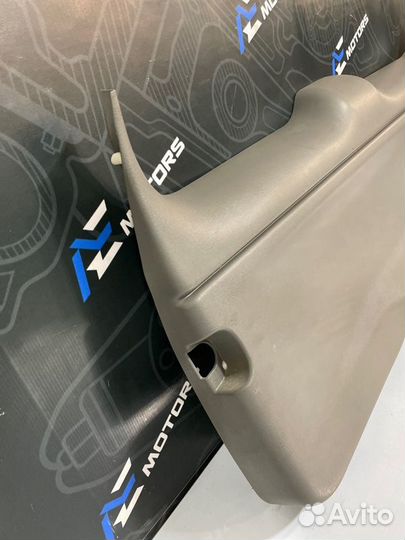 Обшивка крышки багажника Chevrolet Trailblazer