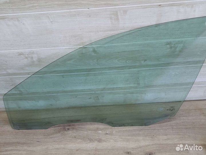 Стекло переднее левое ford focus 1 98-05