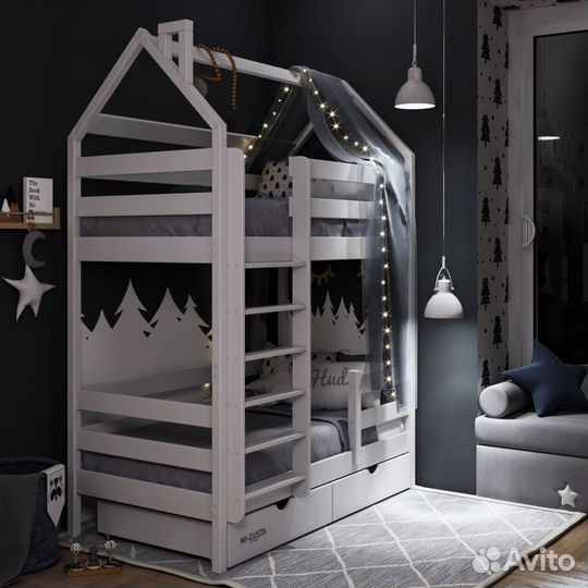 Двухъярусная кровать