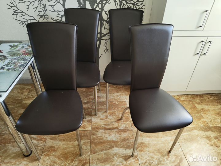 Кухонные стулья бу 4 шт