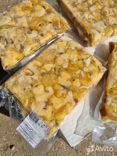 Мясо рапана мороженое