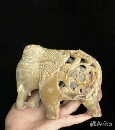 Статуетка беременная слониха из мрамора