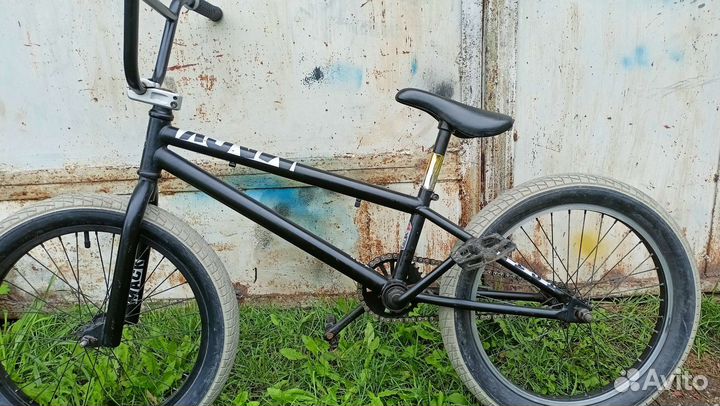 Трюковой велосипед bmx