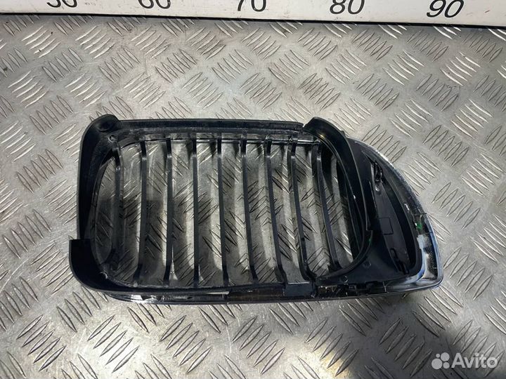Решетка левая хром, SDN/Touring/BMW-3 E46 002