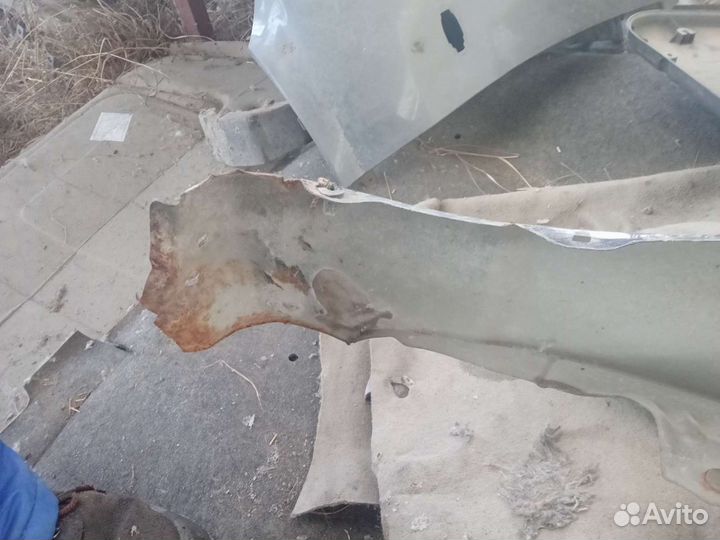 Крыло правое BYD F3