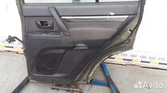 Дверь задняя правая mitsubishi pajero 4 (XNI22FT01