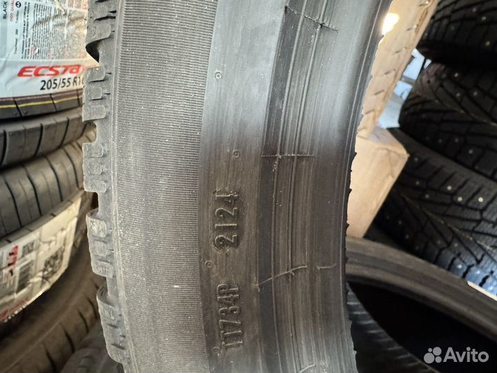 Pirelli Scorpion Winter 2 315/35 R22