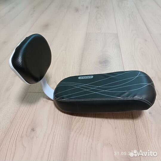 Велосипедное заднее сиденье