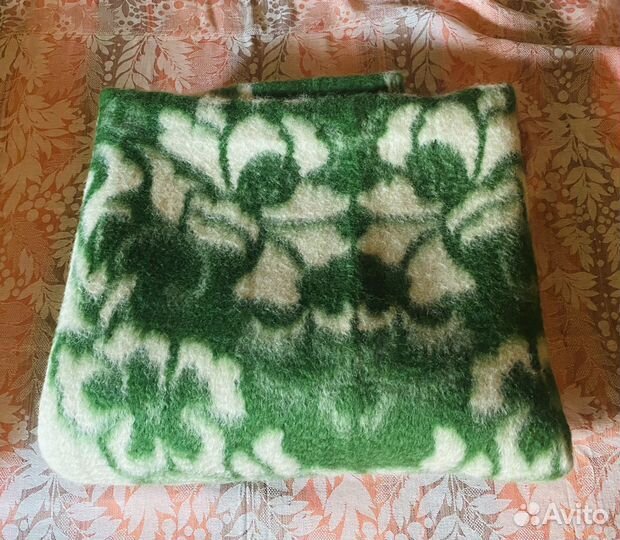 Одеяло шерстяное