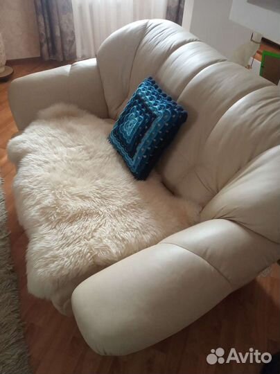 Кожаный диван раскладной