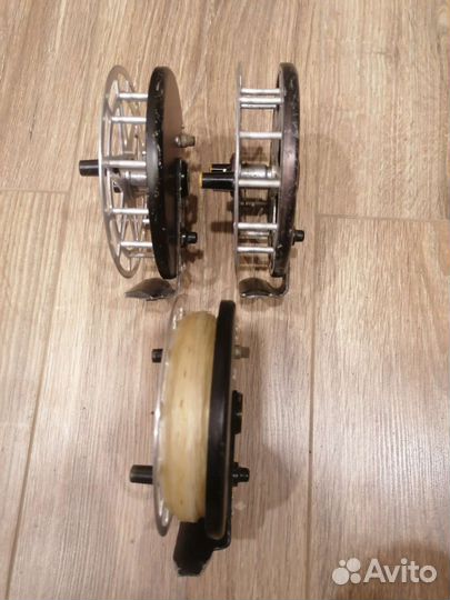 Катушка спининговая 