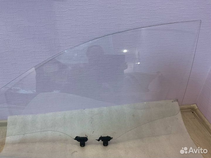 Стекло двери переднее левое Hyundai solaris 2