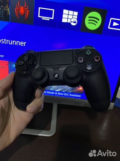 Sony playstation PS4 pro 1tb