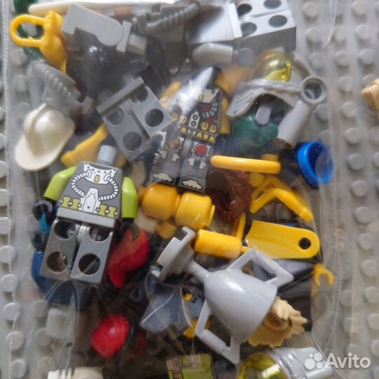 Lego детали, фигурки, аксессуары, оружие, животные