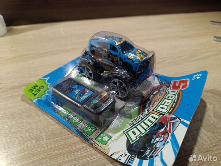 Машинка с пультом на проводе