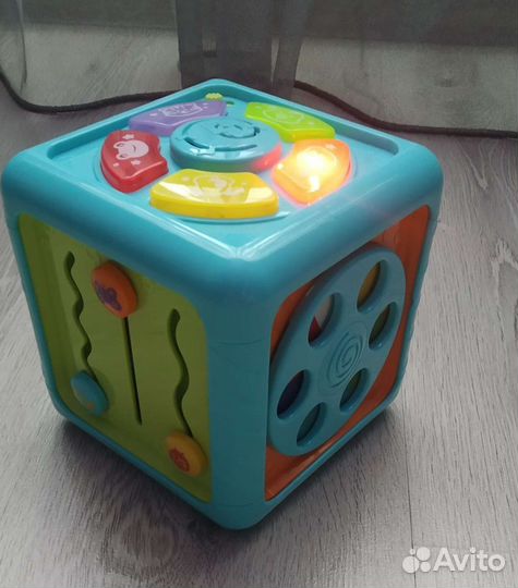 Игрушка, кубик