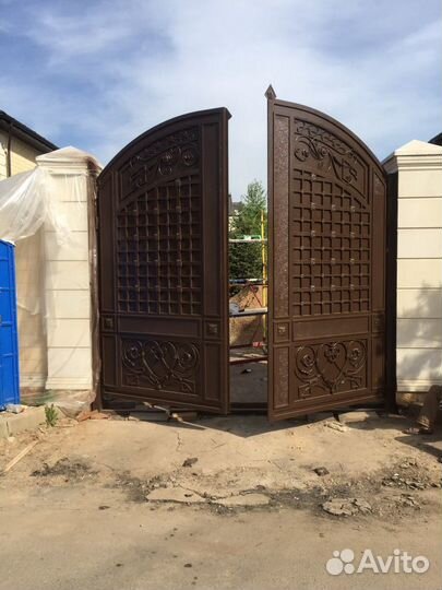 Откатные ворота и заборы под ключ