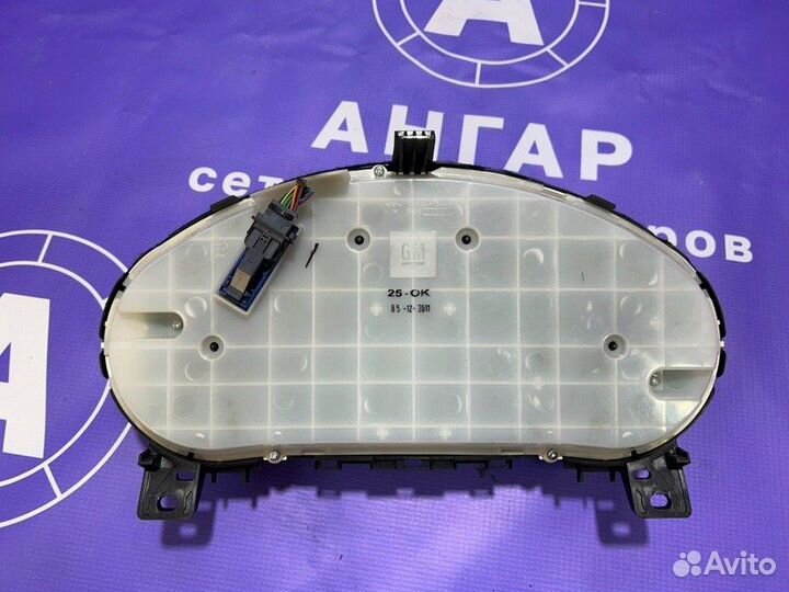 Панель приборов Opel Astra J A16XER 2012