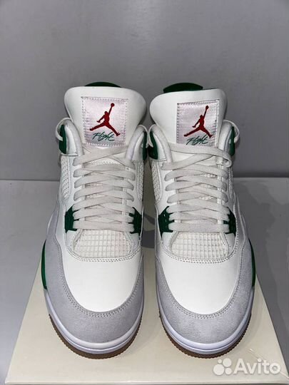 Nike SB x Jordan Air Jordan 4 - «Pine Green»