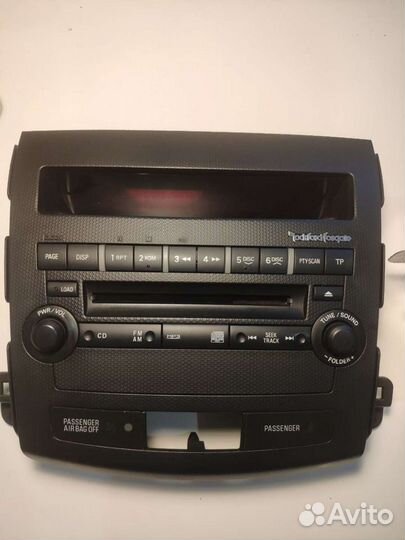 Магнитола Mitsubishi Outlander xl Rockford Fosgate
