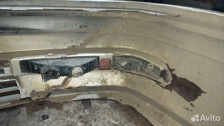 Бампер Краун 151