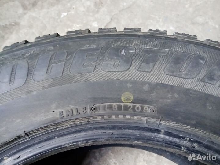 Bridgestone Ice Cruiser 5000 235/65 R17