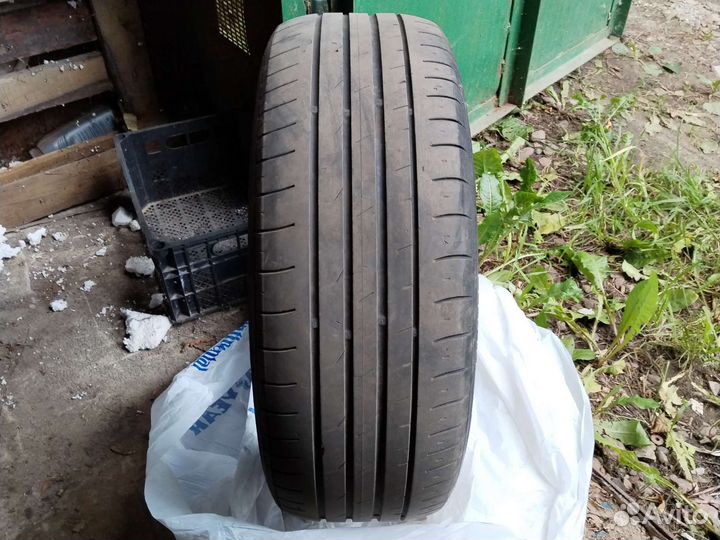 Nexen N'Fera SU1 8/60 R16