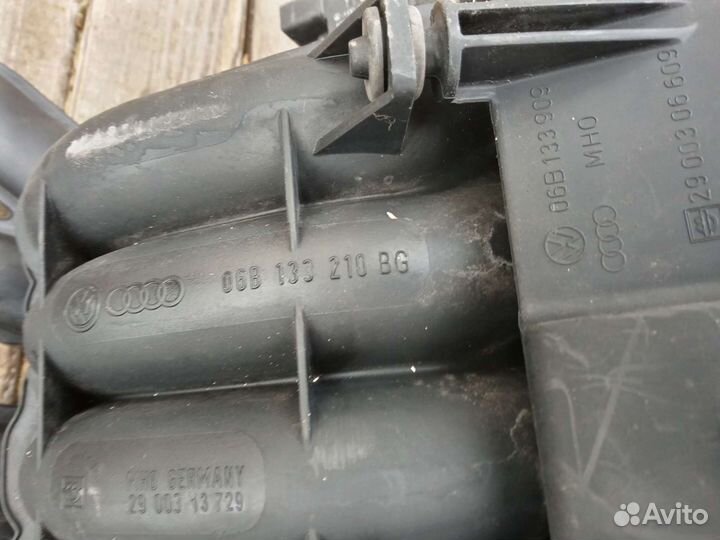 Впускной коллектор ALT 2.0 Ауди А4 8Е Audi A4 8E