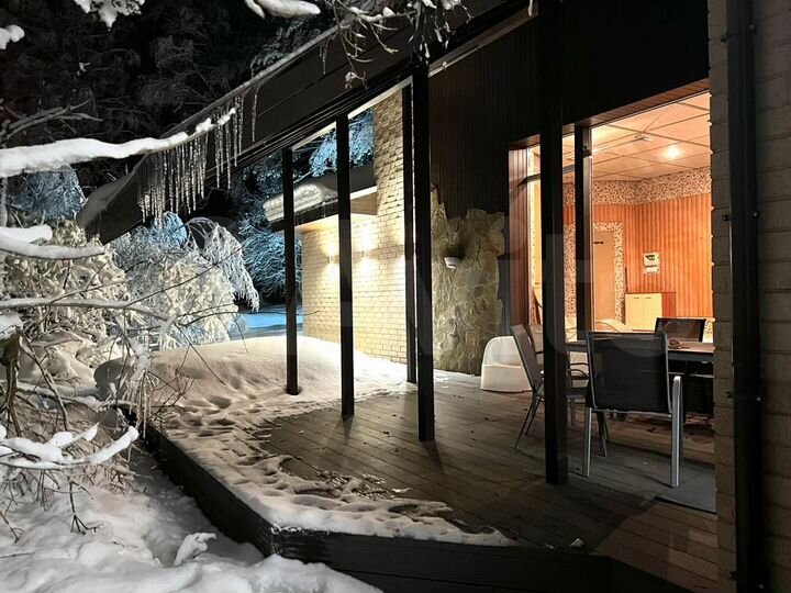 Коттедж 510 м² на участке 45 сот.