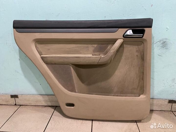 Обшивка двери задняя левая Volkswagen Touran 2