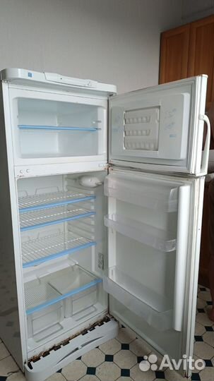 Холодильник-морозильник indesit R27G.015