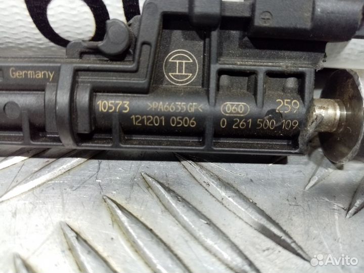 Б/У Форсунка топливная*#01