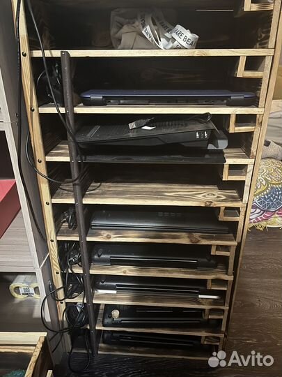 Полка для ноутбуков и документов