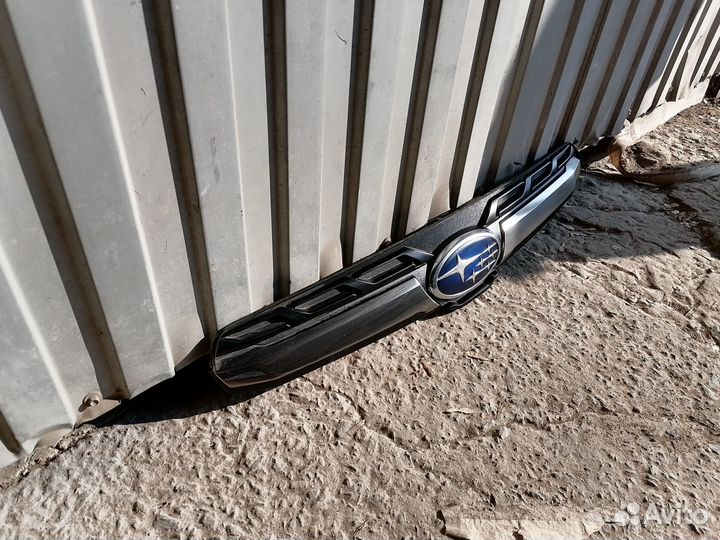 Решётка радиатора Subaru Forester 4