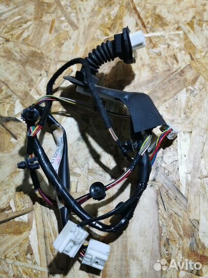 Проводка двери правая Mazda 6 GH 2011 2.0 АКПП