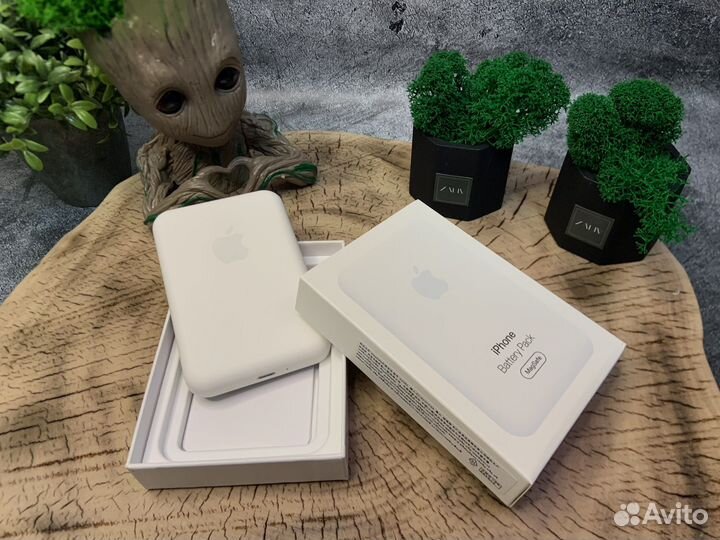MagSafe Battery Pack LUX (новый)