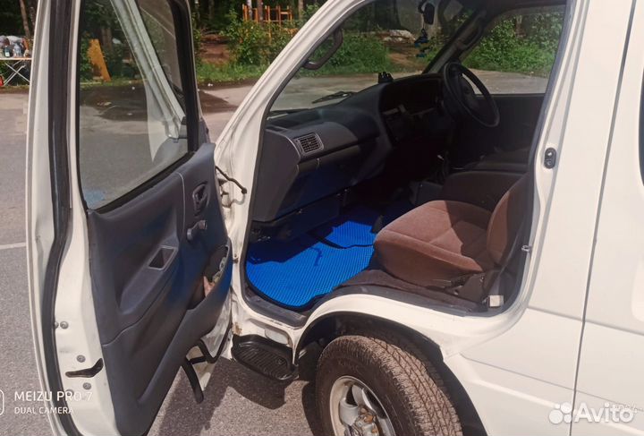 Toyota Hiace 3.0 МТ, 2002, 263 825 км