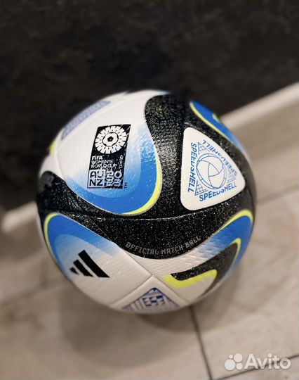 Профессиональный футбольный мяч FIFA 2023