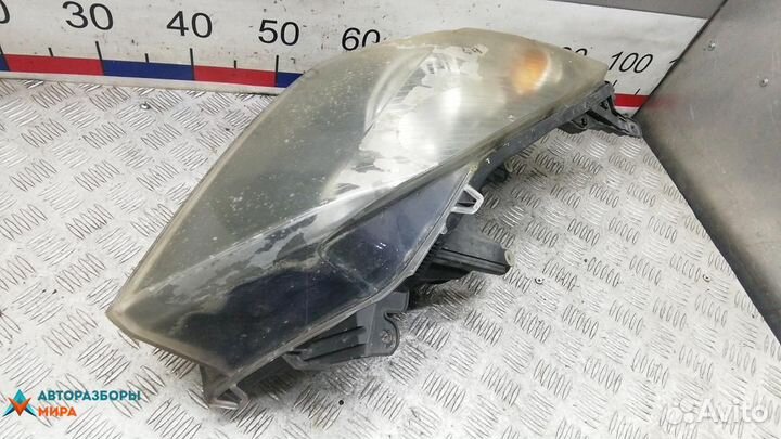 Фара правая Opel Astra H 2005