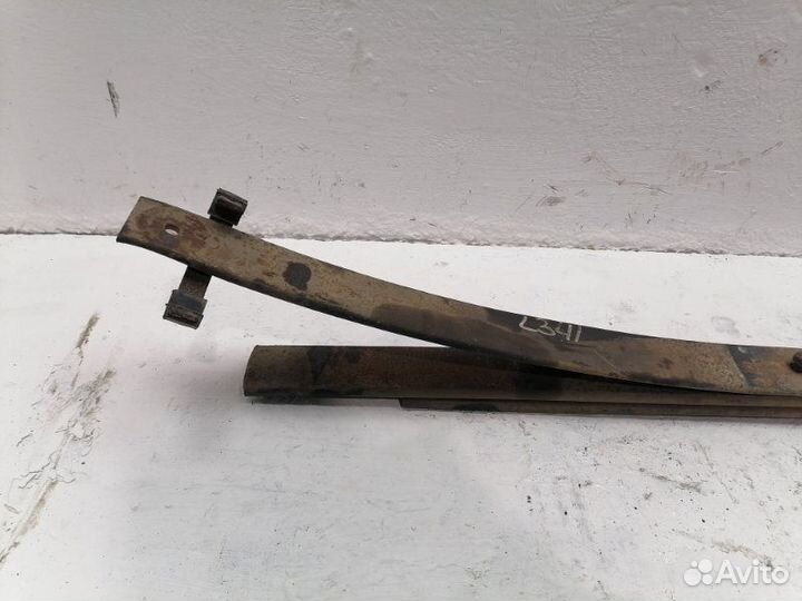 Рессора задняя Nissan Navara 2.5 DCI 2014