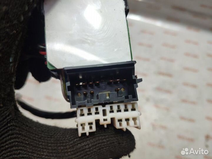 Переключатель дворников Mitsubishi Pajero Sport