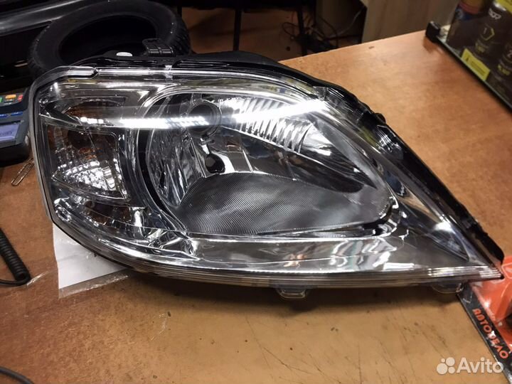 Фара правая renault logan логан