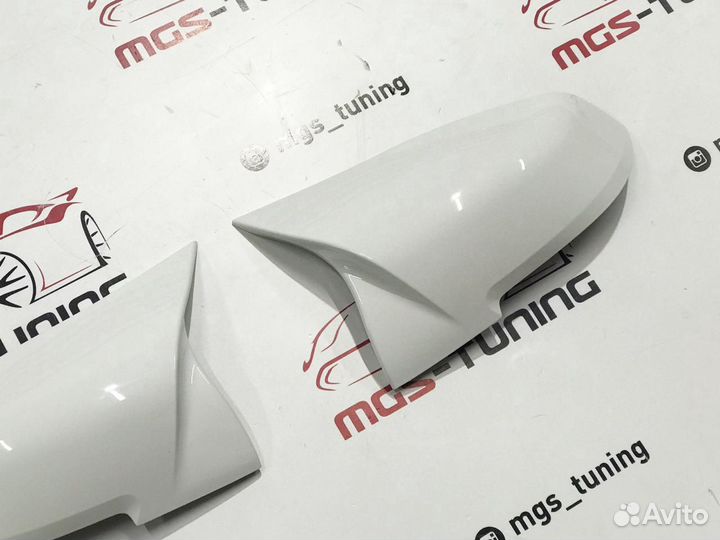 Крышки на зеркала М3 на BMW F30 белые